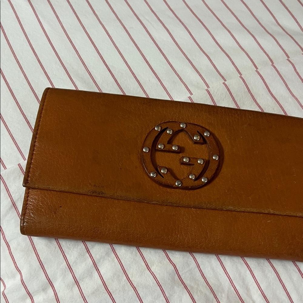 Gucci vintage Tan Leather wallet
